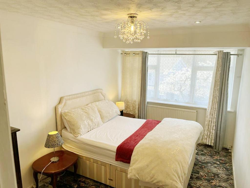 Blessings Of Peace Home Away From Home Κάρντιφ Εξωτερικό φωτογραφία
