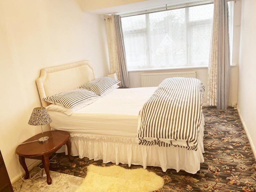Blessings Of Peace Home Away From Home Κάρντιφ Εξωτερικό φωτογραφία
